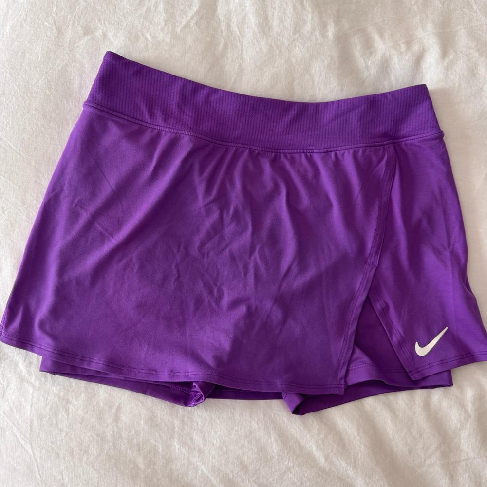 Nike Women's Vibrant Purple Tennis Skorts